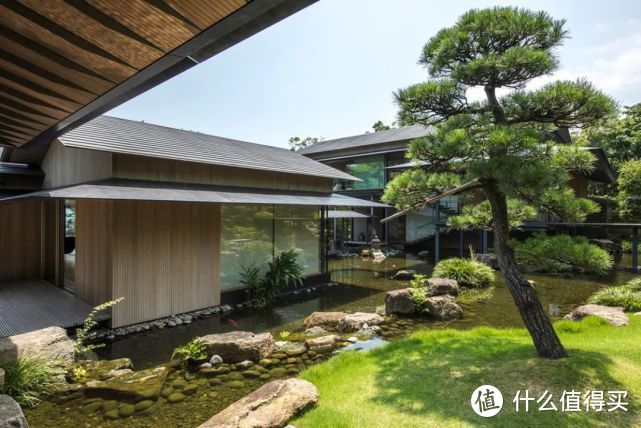 日本明星设计师再出手!5300㎡临海悬崖上的豪宅,体验感超强!